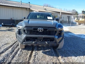 Toyota Tacoma II 2024 Toyota Tacoma 2024r., TRD OFF ROAD, od ubezpieczalni 2.4 Benzyna 278KM, zdjęcie 1