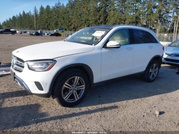 Mercedes GLC C253 2021 Mercedes-Benz GLC 300 4Matic 2021 2.0l 2.0 Benzyna 255KM, zdjęcie 1