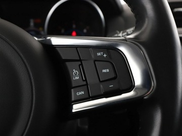 Jaguar F-Pace SUV 2.0 i4D 180KM 2016 Jaguar F-PACE 20d R-Sport Automat Navi Tempomat, zdjęcie 30