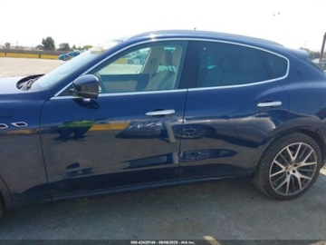 Maserati Levante 2022 Maserati Levante Modena 2022 3.0l 3.0 Benzyna 424KM, zdjęcie 2