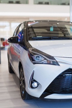 Toyota Yaris III Hatchback 5d Facelifting 2017 1.5 Hybrid 100KM 2018 Toyota Yaris Hybrid 100 Selection 1.5 Hybryda 100KM, zdjęcie 16