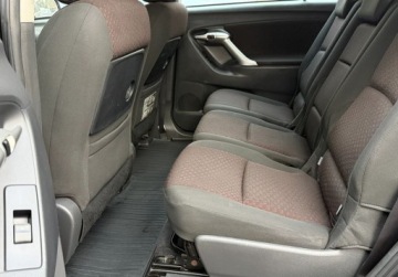 Toyota Verso Minivan 1.8 Valvematic 147KM 2010 Toyota Verso Automat, 7 osobowy, salon Polska, dach panoramiczny 1.8 147KM, zdjęcie 8