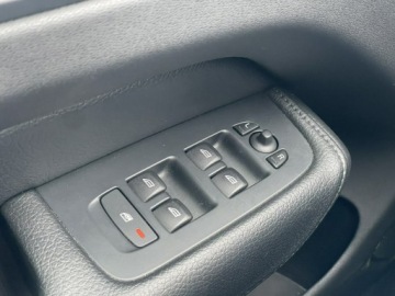 Volvo XC60 II Crossover T5 250KM 2018 Volvo XC 60 4x4 T5 Momentum 2018 kamera, zdjęcie 12