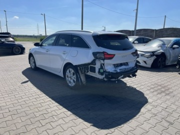 Kia Ceed III Kombi Facelifting 1.5 T-GDI 160KM 2024 Kia Cee'd Automat Podgrzewanie Klimatronik Kamera, zdjęcie 2