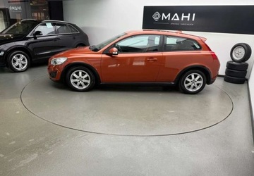 Volvo C30 Hatchback 3d 1.6 D DRIVe 109KM 2010 Volvo C30 DRIVe Kinetic Alu Klima Raty Zamiana 1.6 Diesel 109KM, zdjęcie 5