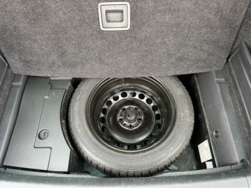 Volkswagen Passat B6 Variant 2.0 TDI-CR DPF 110KM 2010 Volkswagen Passat 2.0 TDI CR/Bogata wersja/HAK/, zdjęcie 25