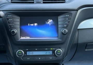 Toyota Avensis III Wagon Facelifting 2015 2.0 D-4D 143KM 2018 Toyota Avensis salon Polska 2.0 Diesel 143KM, zdjęcie 10