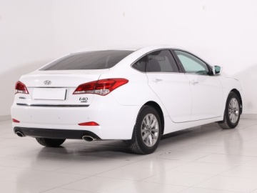 Hyundai i40 Sedan Facelifting 1.7 CRDi 141KM 2015 Hyundai i40 1.7 CRDi, Salon Polska, 1. Właściciel, zdjęcie 4