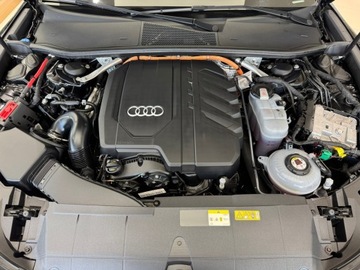 Audi A6 C8 Avant Plug In 2.0 50 TFSI e 299KM 2021 Audi A6 Avant 50 Tfsi E Quattro S Tronic Sport / K, zdjęcie 19
