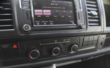 Volkswagen Caravelle T6 Transporter 2.0 TDI 102KM 2016 Volkswagen Transporter Volkswagen Transporter 2.0 Diesel 102KM, zdjęcie 8