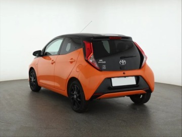 Toyota Aygo II Hatchback 3d Facelifting 1.0 VVT-i 72KM 2019 Toyota Aygo 1.0 VVT-i, Salon Polska, zdjęcie 3