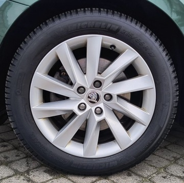 Skoda Superb III Kombi Facelifting 2.0 TSI 190KM 2020 Skoda Superb Combi Style 2.0 TSI 190KM DSG Salon P, zdjęcie 28