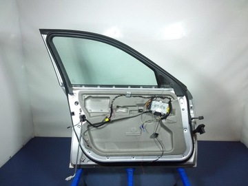 BMW 5 E60 E61 DVEŘE PŘEDNÍ LEVÉ 354