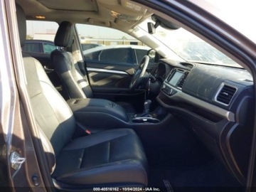 Toyota Highlander II 2019 Toyota Highlander 2019r., XLE, od ubezpieczalni 3.5 Benzyna 295KM, zdjęcie 8