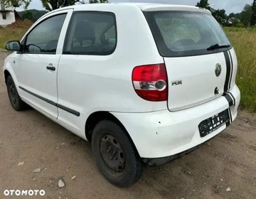 Volkswagen Fox Hatchback 1.2 i 55KM 2006 Volkswagen Fox 1.2 Benzyna 55KM, zdjęcie 2