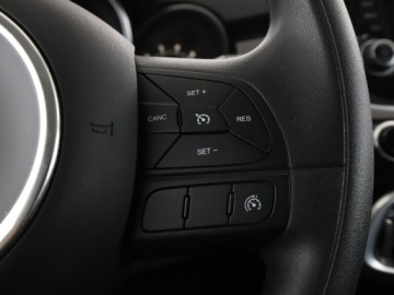 Fiat 500X Crossover 1.6 E-Torq 110KM 2016 Fiat 500x klimatyzacja multifunkcja, zdjęcie 25