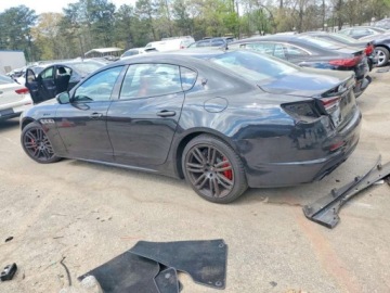 Maserati Quattroporte II 2022 Maserati Quattroporte Modena 2022 3.0 Benzyna 424KM, zdjęcie 1