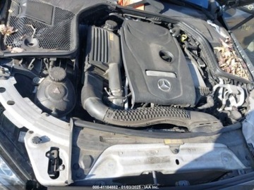 Mercedes Klasa C W205 2017 Mercedes-Benz Klasa C 2017 Mercedes-Benz C-Class C 300 4MATIC Sedan Luxury, zdjęcie 9