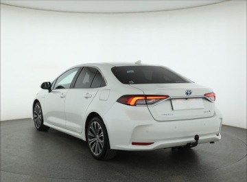 Toyota Corolla XII Sedan 1.8 Hybrid 122KM 2020 Toyota Corolla 1.8 Hybrid, Salon Polska, zdjęcie 3