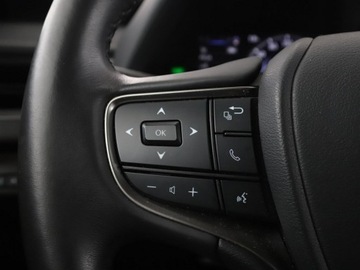 Lexus UX Crossover Facelifting 2.0 250h 184KM 2023 Lexus UX Executive Navi Kamera cofania, zdjęcie 32