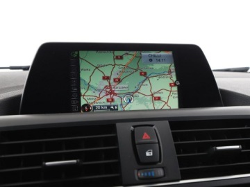 BMW Seria 1 F20-F21 Hatchback 5d Facelifting 2015 120d 190KM 2016 BMW 120 2.0d Automat Advantage Nawigacja, zdjęcie 24
