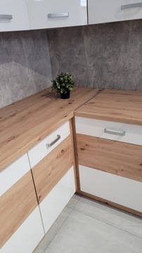 Кухонная мебель Artisan, белый глянец, 250 см, 7 шкафов