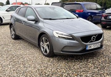 Volvo V40 II Cross Country 2.0 D2 DRIVE-E 120KM 2016 Volvo V40 2016r. 2.0 Diesel 120KM, zdjęcie 11