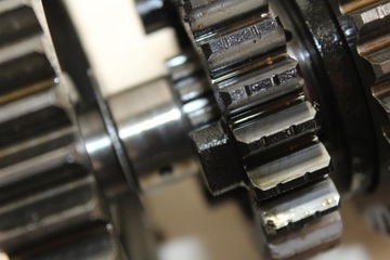 КОМПЛЕКТ КОРОБКИ ПЕРЕДАЧ SUZUKI DL1000 V-STROM WODZIKI