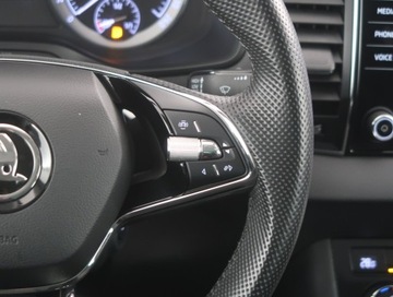 Skoda Karoq Crossover 2.0 TDI 190KM 2020 Skoda Karoq 2.0 TDI, Salon Polska, Serwis ASO, zdjęcie 16