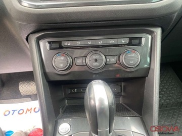 Volkswagen Tiguan I SUV Facelifting 2.0 TSI 180KM 2016 Volkswagen Tiguan 2.0tsi4-Motion full led Navi kamera full serwis bezwypad, zdjęcie 27