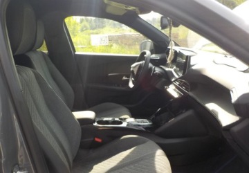 Peugeot 2008 II SUV Facelifting 1.2 PureTech 130KM 2024 Peugeot 2008 Okazja 1.2 Benzyna 130KM, zdjęcie 24