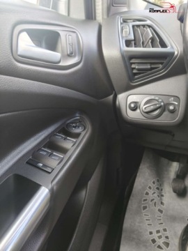 Ford Kuga II SUV 1.5 EcoBoost 150KM 2015 Ford Kuga 1.5 Benzyna 150KM Gwarancja 1.5 Benzyna 150KM, zdjęcie 19