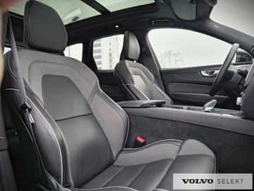 Volvo XC60 II 2025 Volvo XC 60 XC60 B5B AWD Ultra BLACK EDITION, Bowe, zdjęcie 20