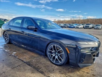 BMW Seria 7 G70 2025 BMW Seria 7 750xe 2025 3.0 Hybryda 389KM, zdjęcie 4
