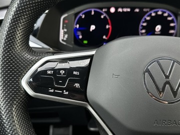 Volkswagen Arteon Fastback Facelifting 2.0 TDI 200KM 2022 Volkswagen Arteon 2.0TDI 200KM 4Motion R-Line DSG, zdjęcie 15