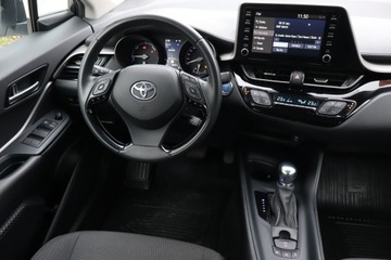 Toyota C-HR I Crossover Facelifting 1.8 Hybrid 122KM 2022 Toyota C-HR 1.8 Hybrid, Serwis ASO, Automat, zdjęcie 6