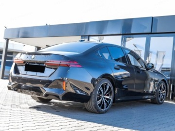 BMW Seria 5 G90-91 Touring 2.0 520d 197KM 2025 BMW Seria 5 520d Sport Sedan 2.0 (197KM) 2025, zdjęcie 2
