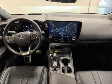Lexus NX II SUV Facelifting 2.5 350h 243KM 2023 Lexus NX 350h F Sport AWD II (2021-) Lexus NX 350h, zdjęcie 2