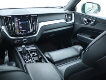 Volvo XC60 II 2019 Volvo XC60 B4 AWD, 194 KM, 4X4, Automat, Skóra, zdjęcie 7