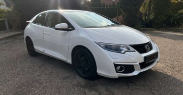 Honda Civic IX Hatchback 5d Facelifting 1.4 i-VTEC 100KM 2016 Honda Civic Wyjatkowa Honda Civic 98 tys km 1.4 Benzyna 100KM, zdjęcie 4