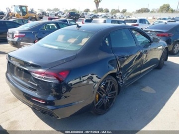 Maserati Quattroporte II 2022 Maserati Quattroporte Modena 2022 3.0l 3.0 Benzyna 424KM, zdjęcie 2