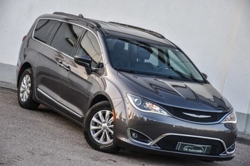Chrysler Pacifica II 3.6 V6 291KM 2017 Chrysler Pacifica CHRYSLER PACIFICA 3.6 291KM 8-OSOB LED DVD Martwe-Pole K