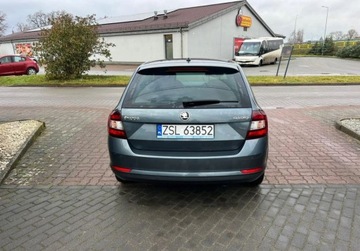 Skoda Rapid II Spaceback 1.4 TSI 125KM 2017 Skoda RAPID Swiezo sprowadzona Zarejestrowana Ubezpieczona 1.4 Benzyna, zdjęcie 5