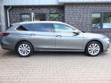 Skoda Superb III Kombi Facelifting 2.0 TDI SCR 150KM 2025 SKODA Superb Edition 130 2.0 TDI DSG Combi 150KM 2025, zdjęcie 3