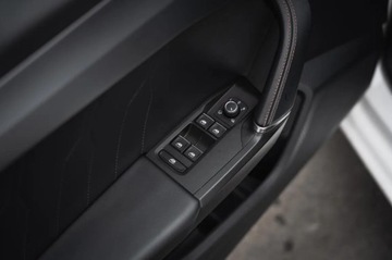 Cupra Leon II Hatchback PHEV 1.4 e-Hybrid 204KM 2021 Cupra Leon 1.4 e-Hybrid, Serwis ASO, Automat, zdjęcie 23