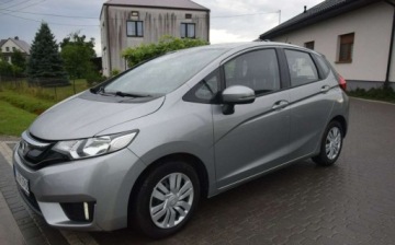 Honda Jazz IV Mikrovan 1.3 i-VTEC 102KM 2017 Honda Jazz 1.3B Klima Oryginal Lakier 2017r 125 TYS KM Grzane Fotele 1.3, zdjęcie 3