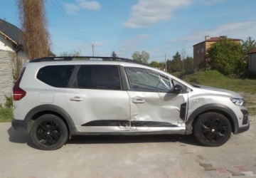 Dacia Jogger 1.0 TCe 110KM 2023 Dacia Jogger Okazja Benzyna 110KM, zdjęcie 16