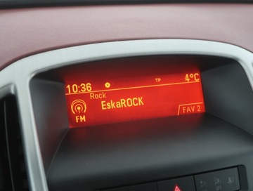 Opel Astra J Hatchback 5d 2.0 CDTI ECOTEC 165KM 2012 Opel Astra 2.0 CDTI, 162 KM, Xenon, Klima, zdjęcie 12