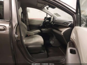 Toyota Sienna III 2023 Toyota Sienna 2023r., 4x4, 2.5L 2.5 Hybryda 189KM, zdjęcie 8