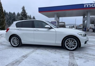 BMW Seria 1 F20-F21 2016 BMW Seria 1 BMW Seria 1 118i Edition Metropolitan 1.5 Benzyna 136KM, zdjęcie 4